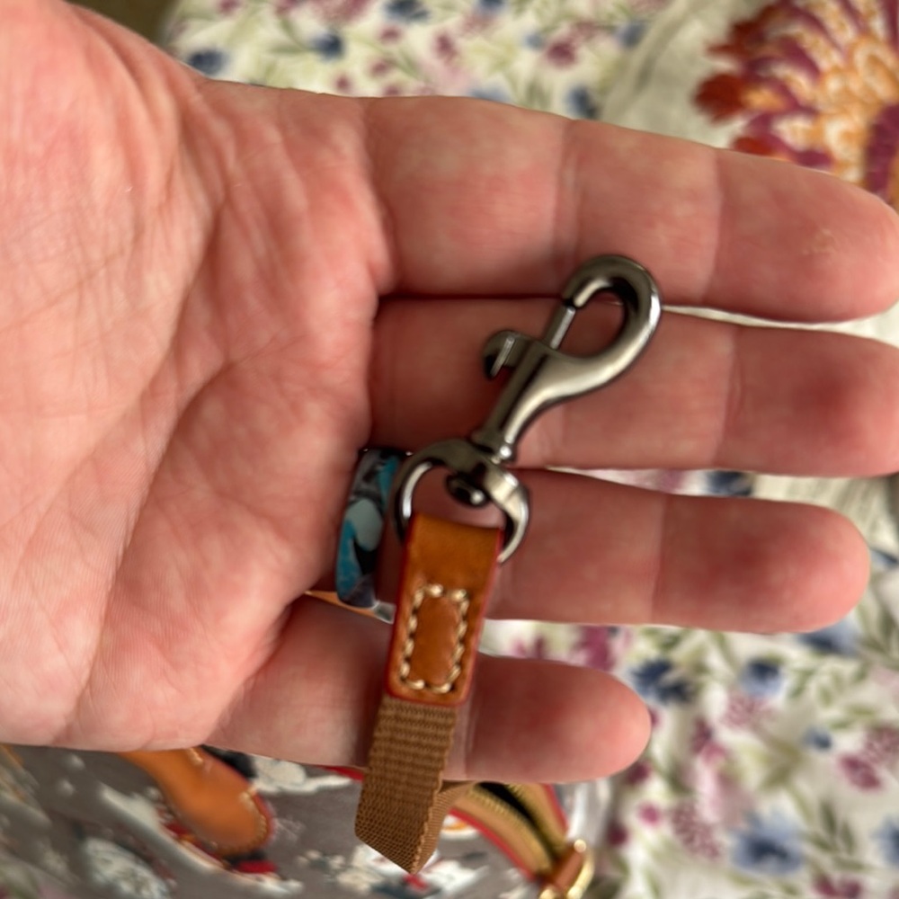 Disney Christmas Dooney & Bourke - Picture 5 of 10